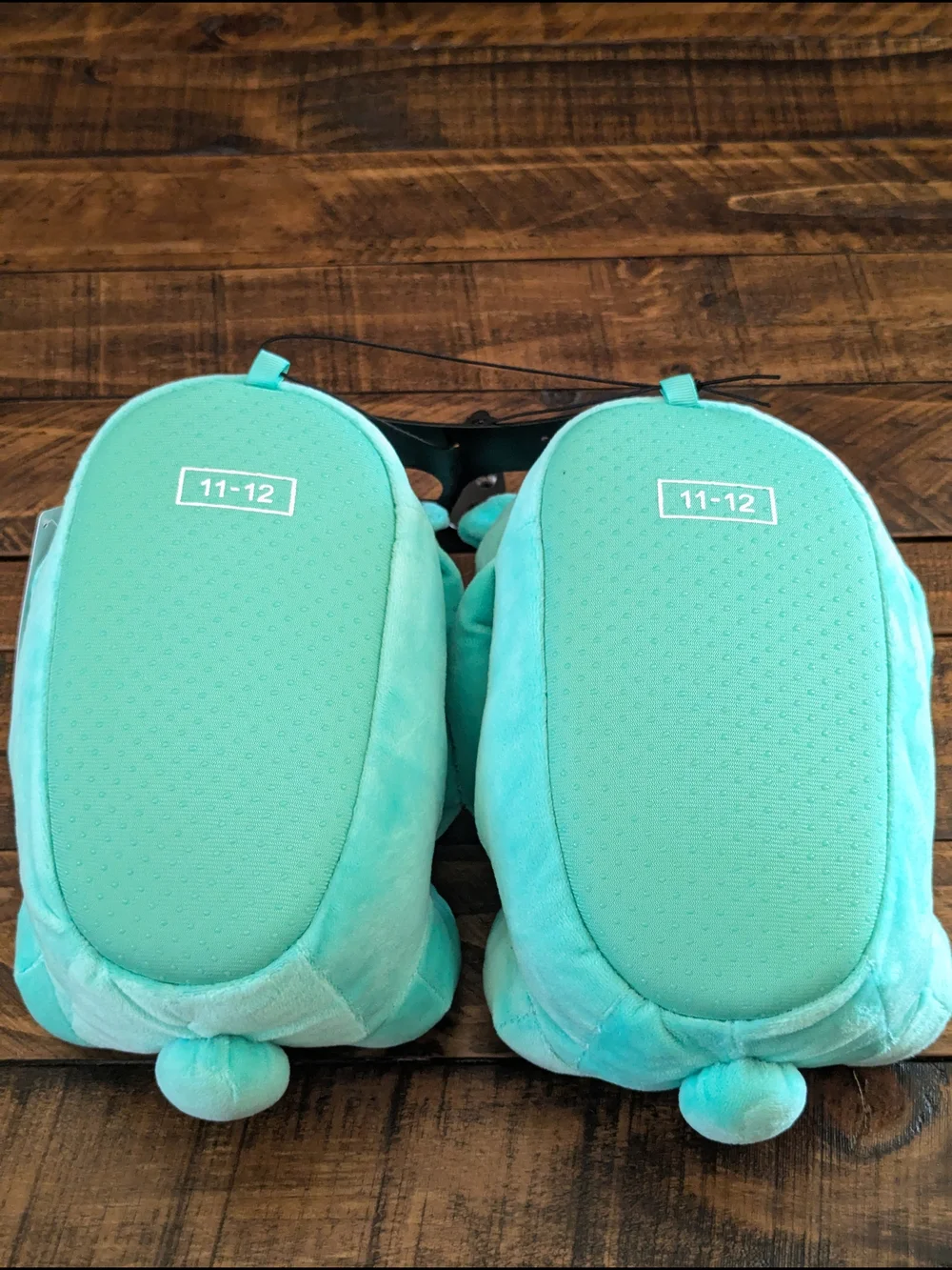 Way To Celebrate Kids Gummy Bear House Slippers Youth Size 11-12 Turquoise NWT